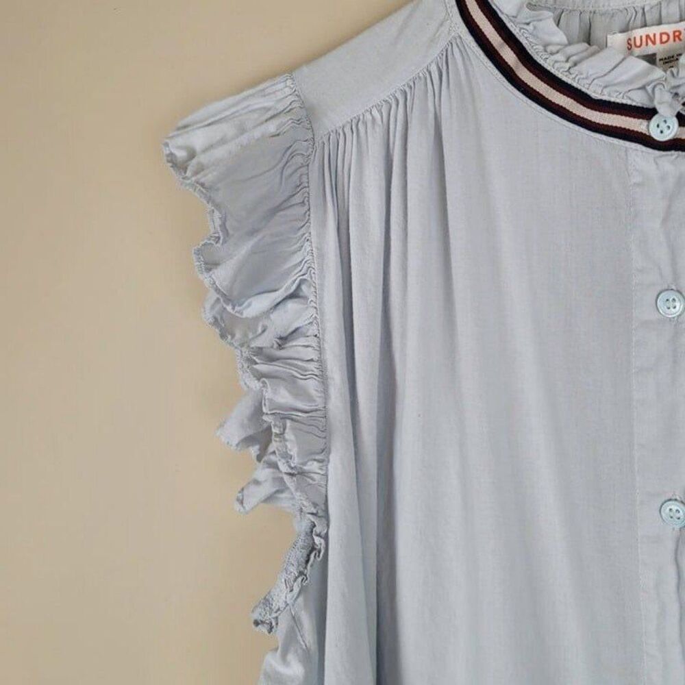 Sundry Size M Flutter Sleeve Button Top Rain Ligh… - image 7